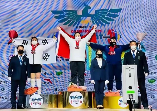 中国举重女冠军视频_中国举重女运动员冠军_举重女冠军身高