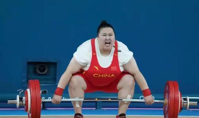 举重女冠军身高_中国举重女冠军视频_中国举重女运动员冠军