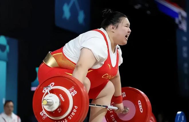 中国举重女运动员冠军_举重女冠军身高_中国举重女冠军视频