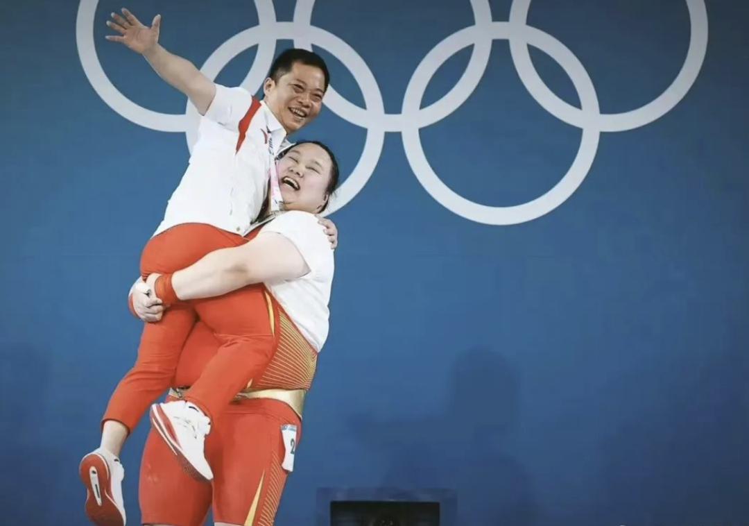 举重世界冠军身高_中国举重女冠军唐功红_举重女冠军身高