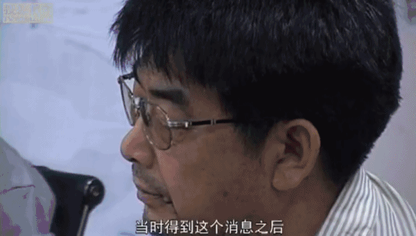 举重选手为了亡妻而战_举重亡妻_举重冠军手拿亡妻照片letting go