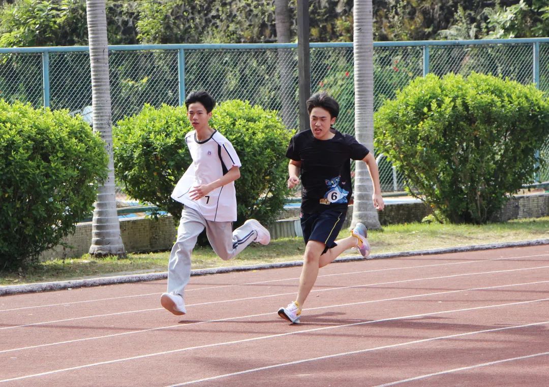 加拿大篮球大学_加拿大精英篮球联赛排名_加拿大国际学校篮球冠军