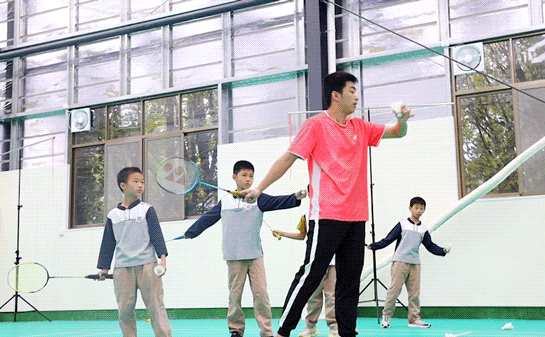 加拿大篮球大学_加拿大精英篮球联赛排名_加拿大国际学校篮球冠军